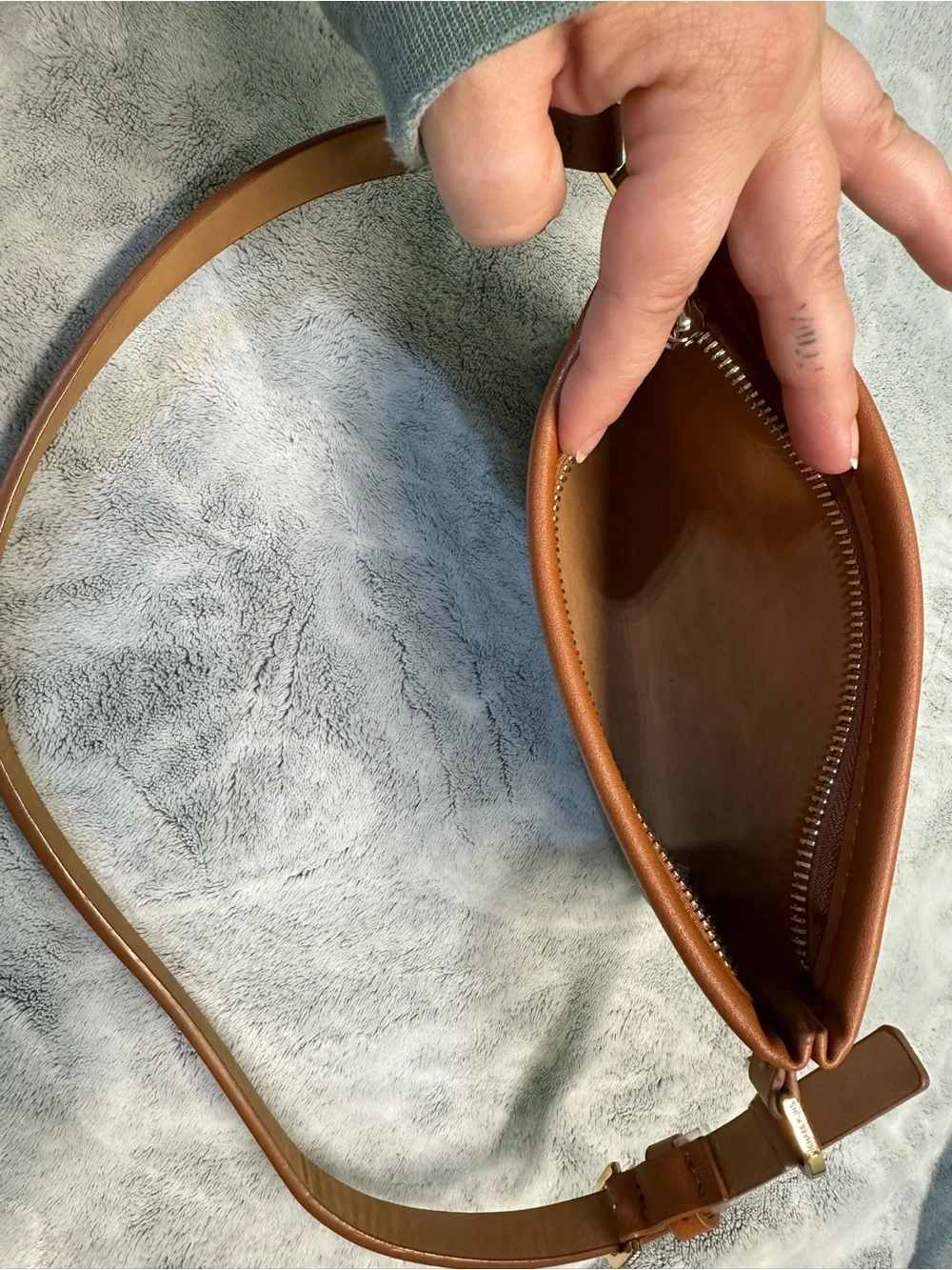 Michael Kors Signature Logo belt bag in Beige and Brown